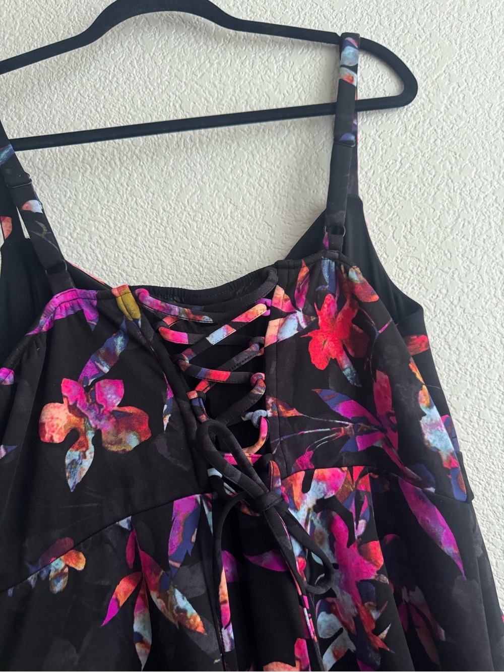 TORRID Floral Black Sweetheart Neck Dress with Pockets | 1X - Picture 10 of 11